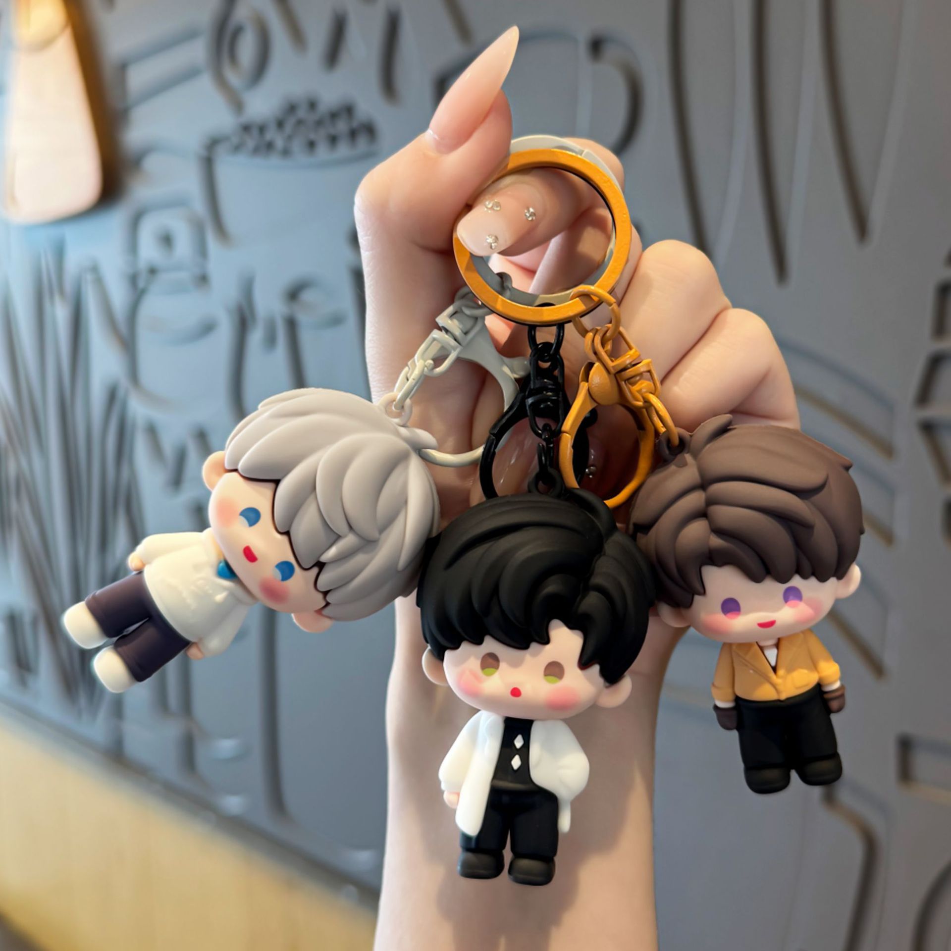 Resin Art Keychain - Брелок-фигурка Love and Deepspace Q из