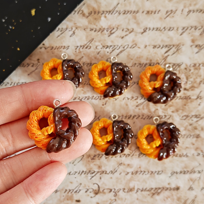 Resin Art Keychain - 6 шт. имитационных подвесок в форме