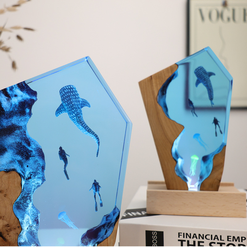 Светящаяся настольная фигурка  – обзор и цена Resin Art Gift For Wedding