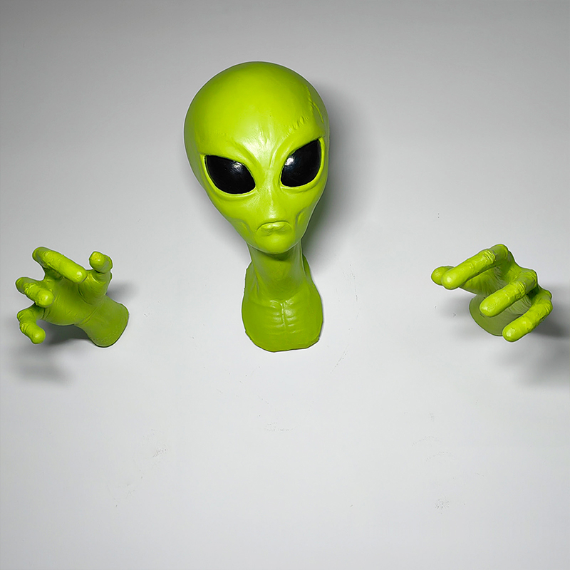 Настенный декор в виде НЛО и и – обзор и цена Resin Art Zone